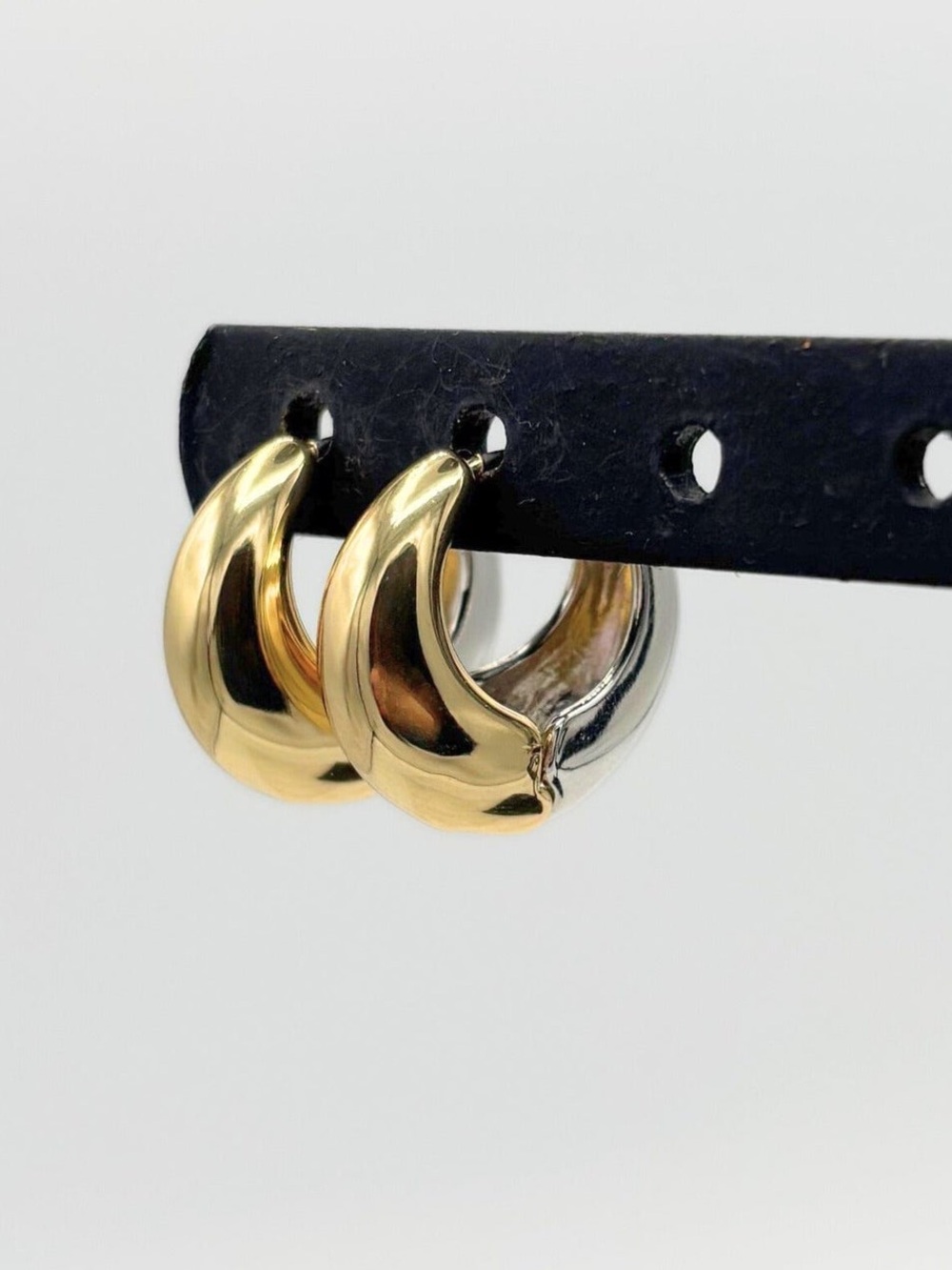 Mixed Metal Bold Huggie Earrings Two Tone Hoop Earrings - Picture 2 of 9